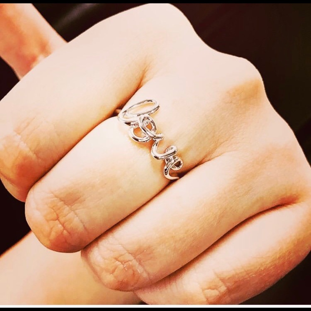 925 Silver Love Ring ❤️